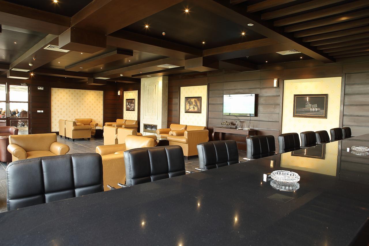 فندق Defence Raya Golf & Country Club لاهور المظهر الخارجي الصورة